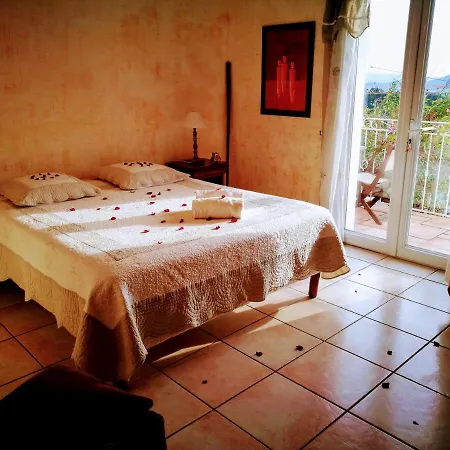 Paradis Limité Gp F1 Villa *